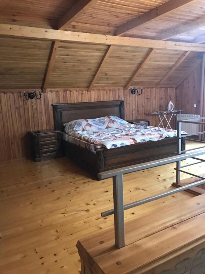 Vacation Home Yabluniv Eksteriør billede